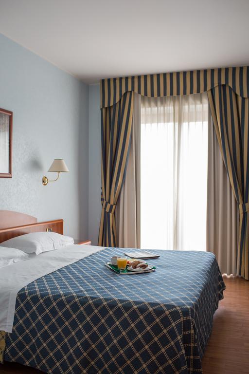 Hotel Levante Fossacesia Eksteriør bilde